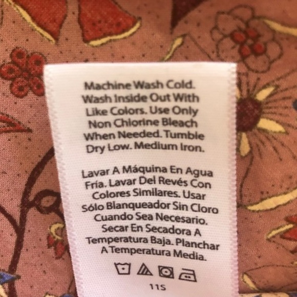 Women's Free Assembly Rose Floral Print Top / Blouse Size L - Picture 14 of 16